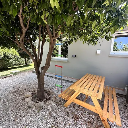 Villa Family With Large Garden