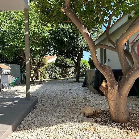 Villa Family With Large Garden *