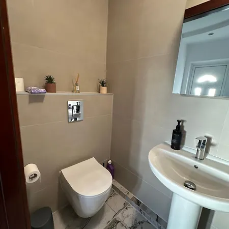 Family With Large Garden Villa Pissouri